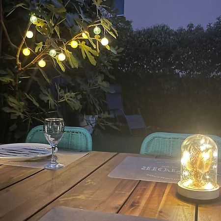 Tres Bel Appartement Contemporain Et Calme Fréjus Eksteriør billede