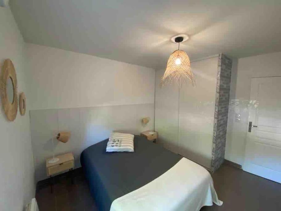 Tres Bel Appartement Contemporain Et Calme Fréjus Eksteriør billede