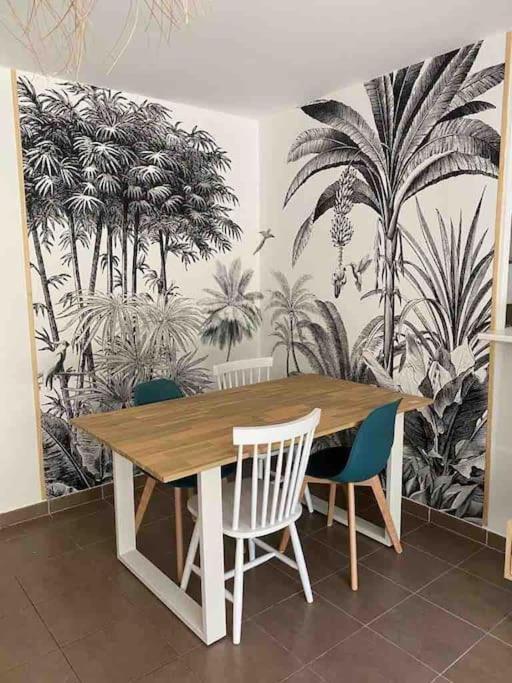 Tres Bel Appartement Contemporain Et Calme Fréjus Eksteriør billede